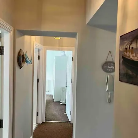 Blue Lighthouse Apartment Scarborough